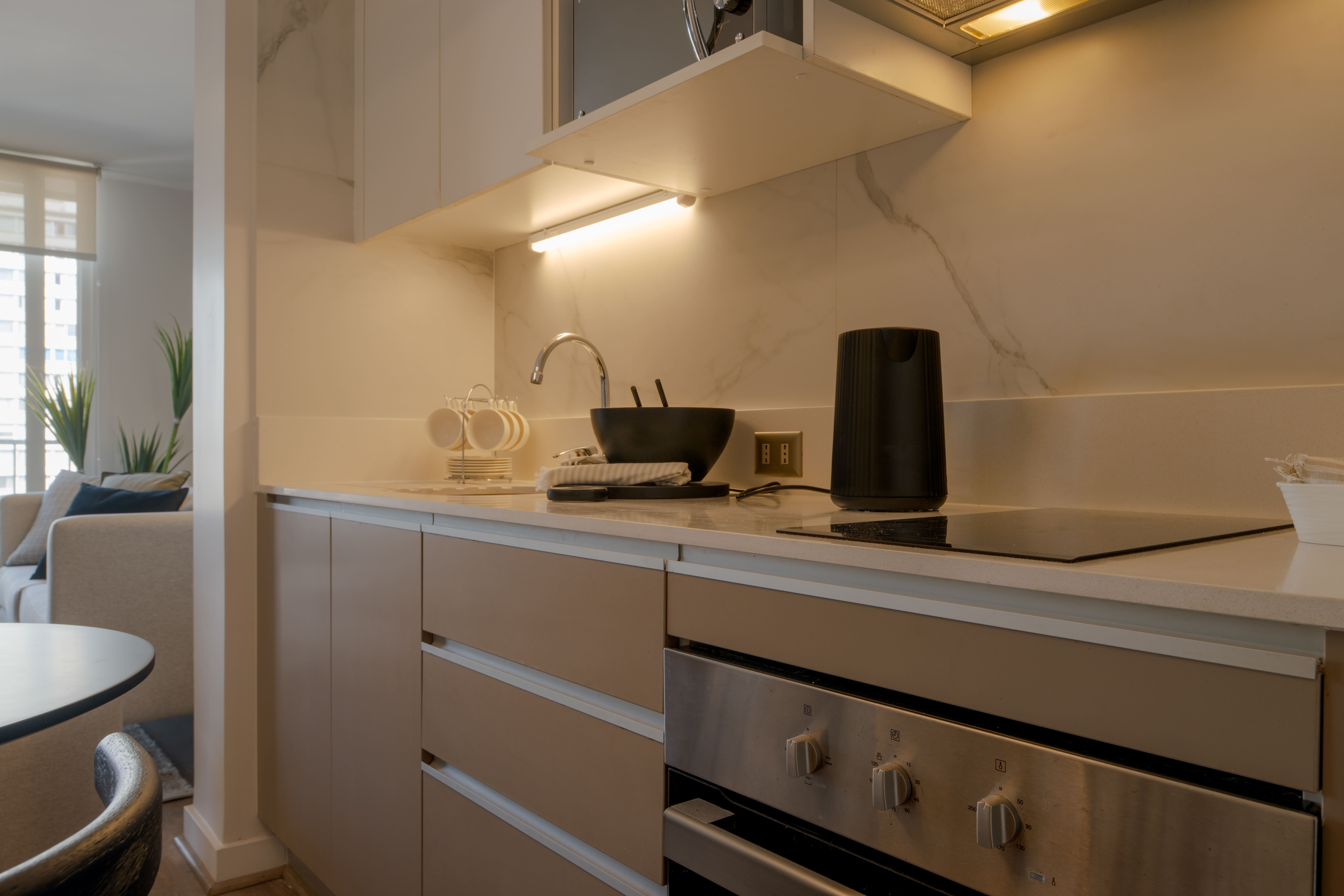 Cocina con cubierta de cuarzo